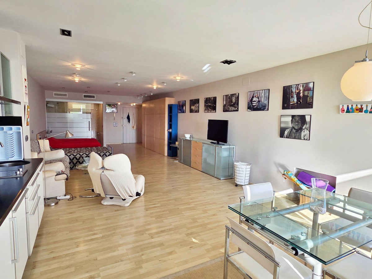 Apartment for sale in Puerto Banús Costa Del Sol, Málaga, Spain