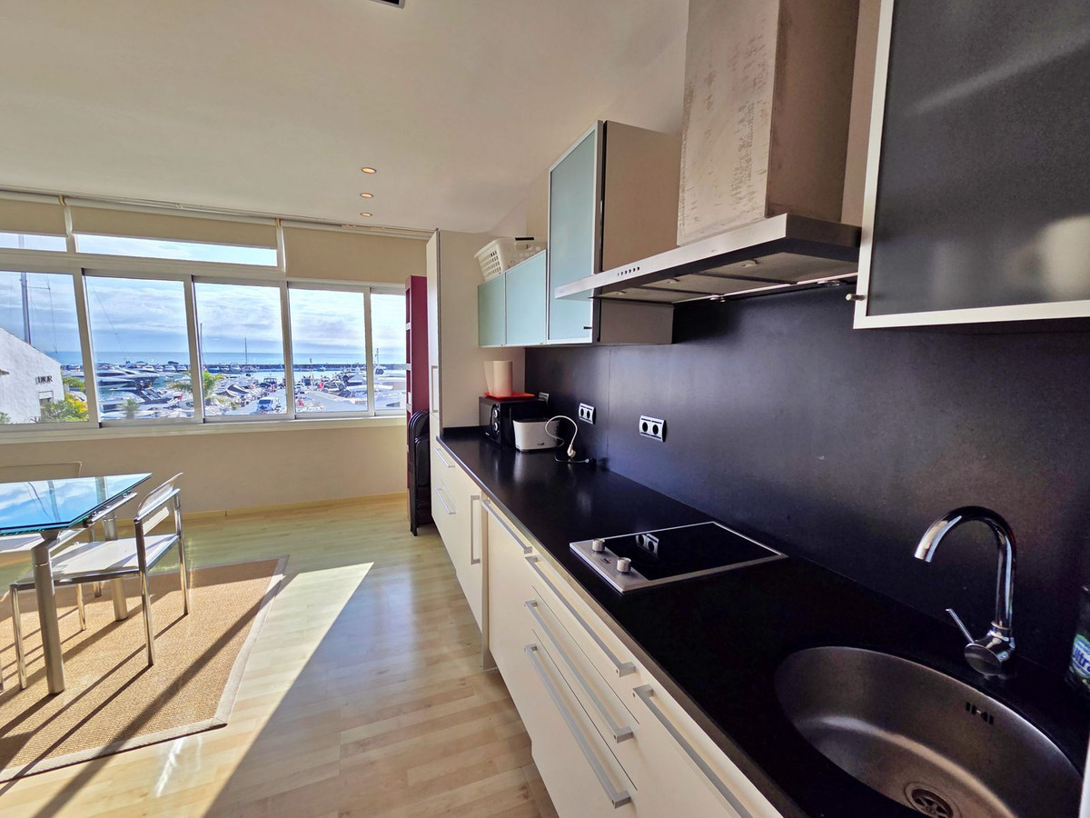 Apartment for sale in Puerto Banús Costa Del Sol, Málaga, Spain
