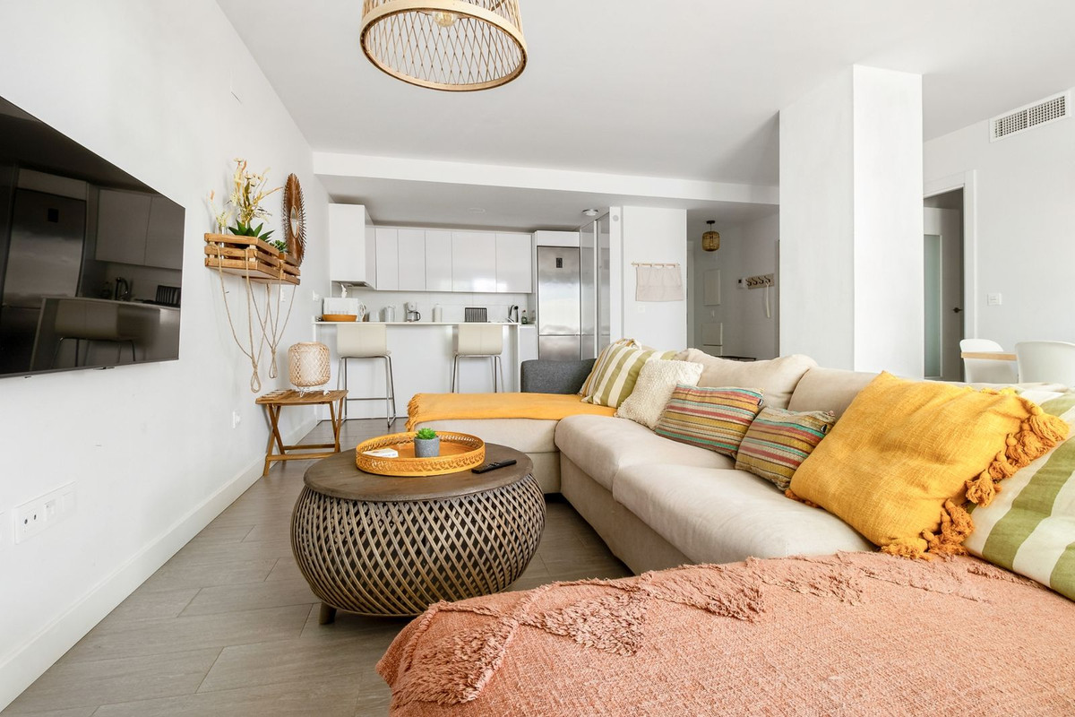 Se vende Apartamento Planta Baja de 3 dormitorios en Costa Del Sol East, Málaga, España