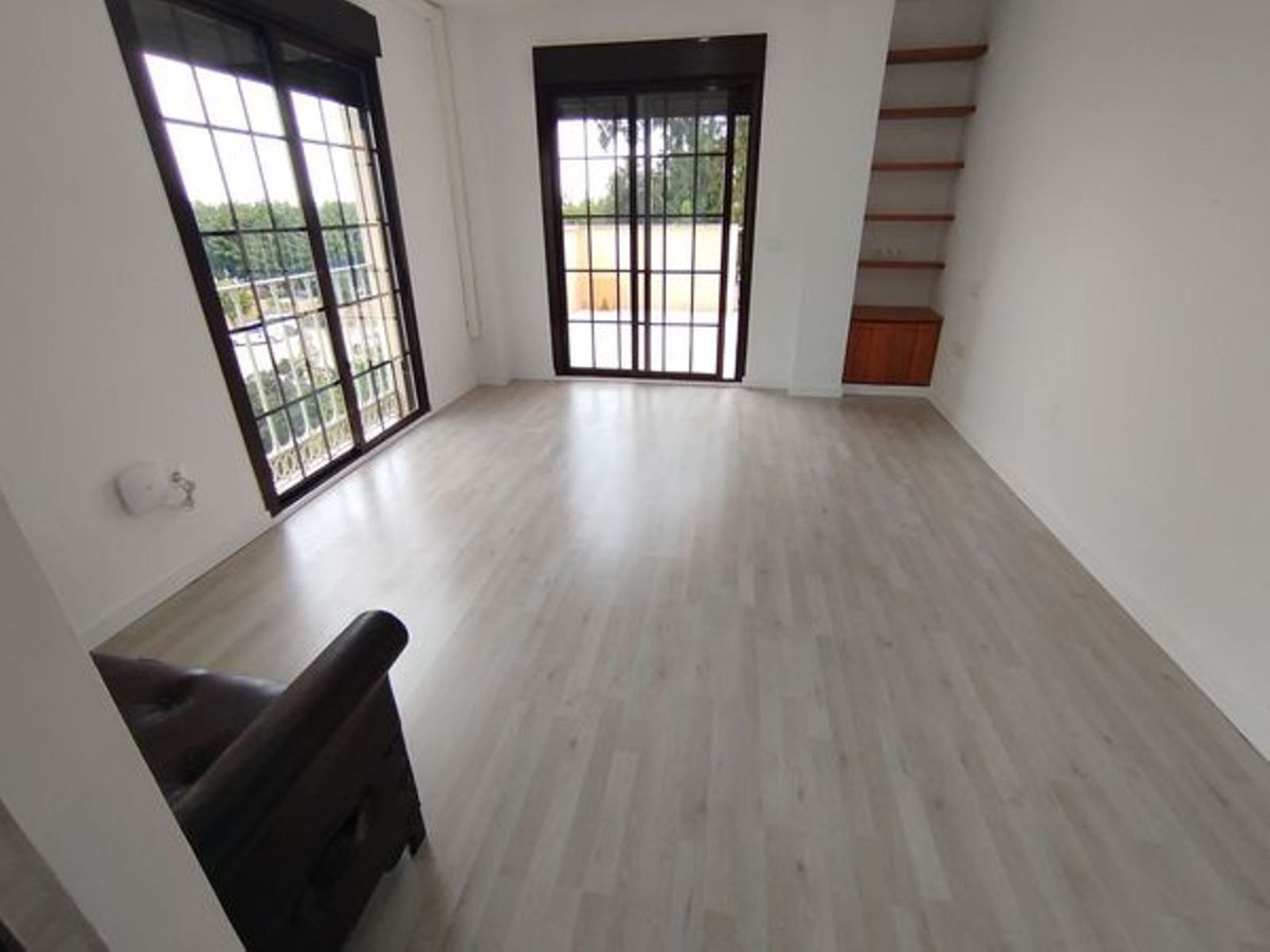 2 Bed Apartment for sale in Benalmadena Costa Costa Del Sol, Málaga, Spain