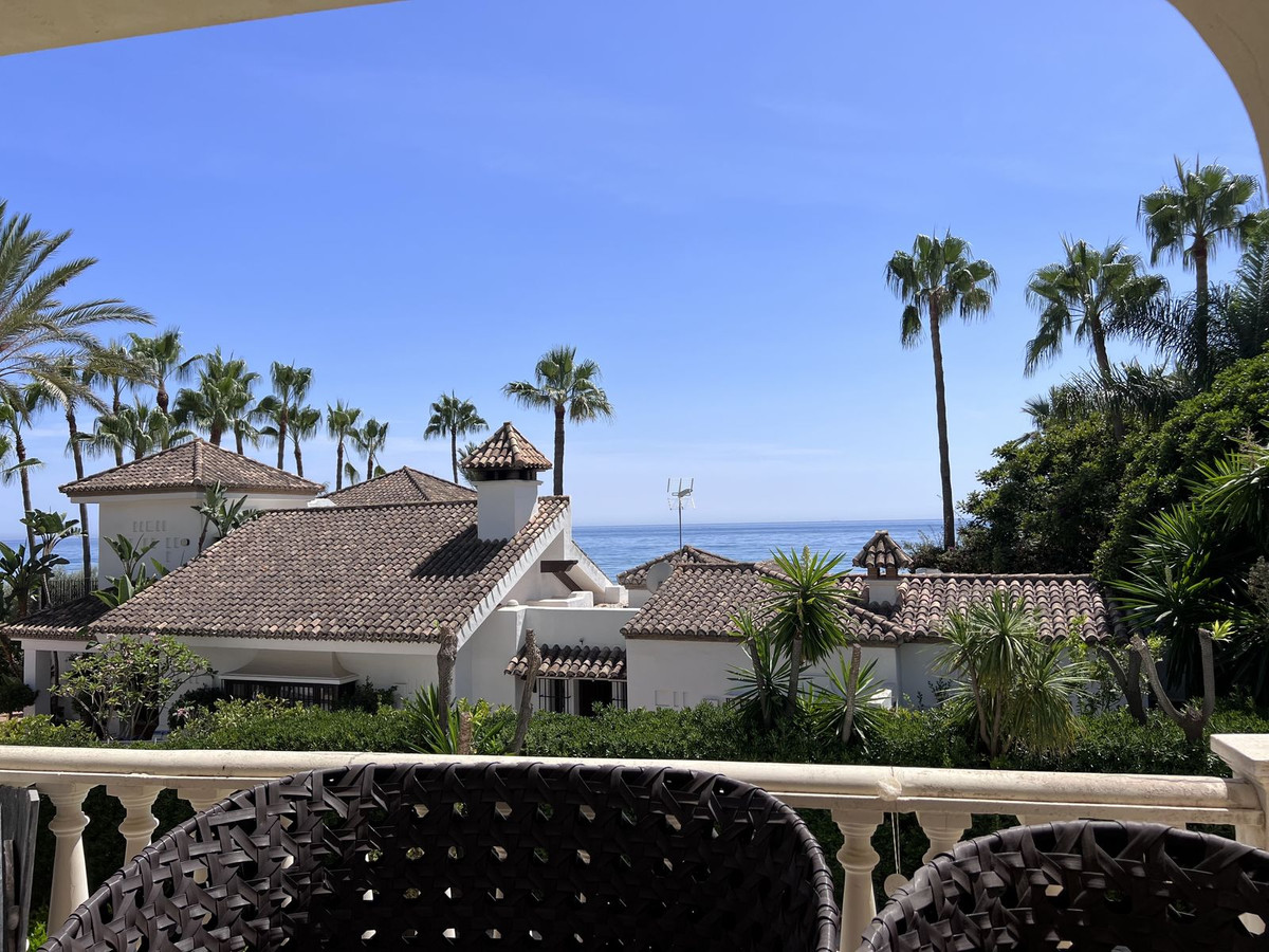 Se vende Villa - Chalet de 4 dormitorios en Costa Del Sol, Málaga, España