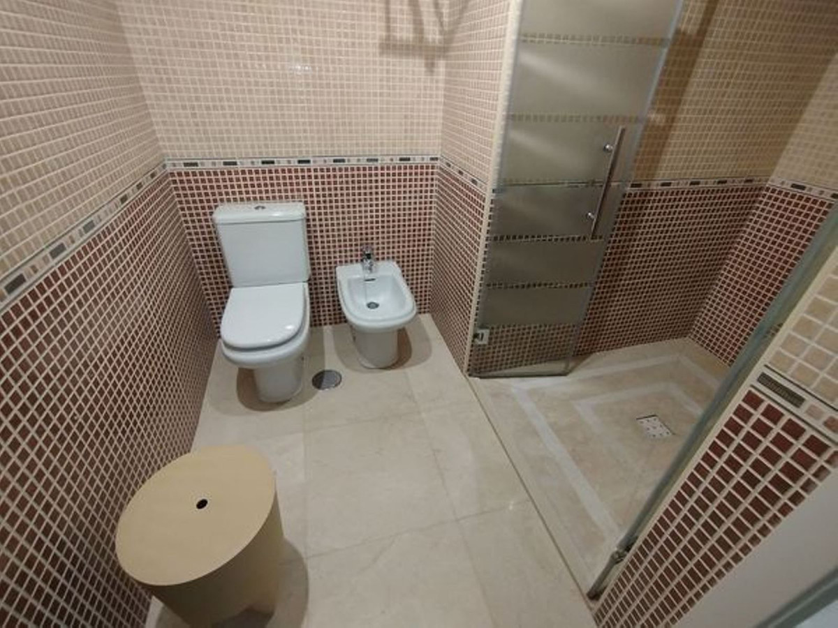 4 Bed Apartment for sale in Benalmadena Costa Costa Del Sol, Málaga, Spain