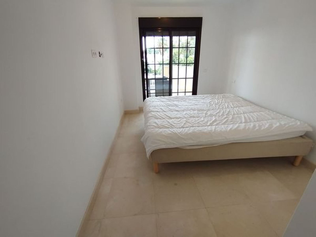 4 Bed Apartment for sale in Benalmadena Costa Costa Del Sol, Málaga, Spain