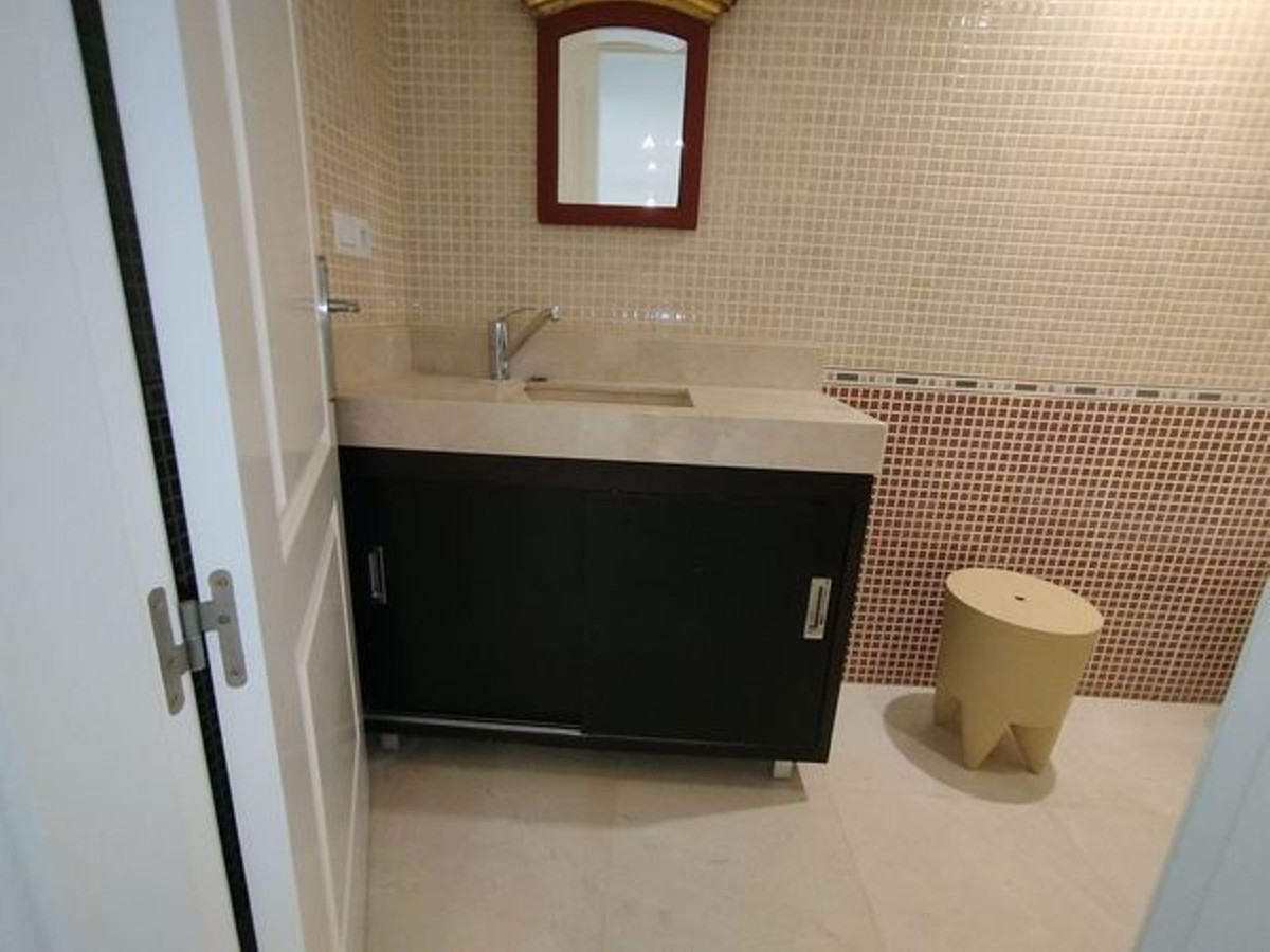 4 Bed Apartment for sale in Benalmadena Costa Costa Del Sol, Málaga, Spain