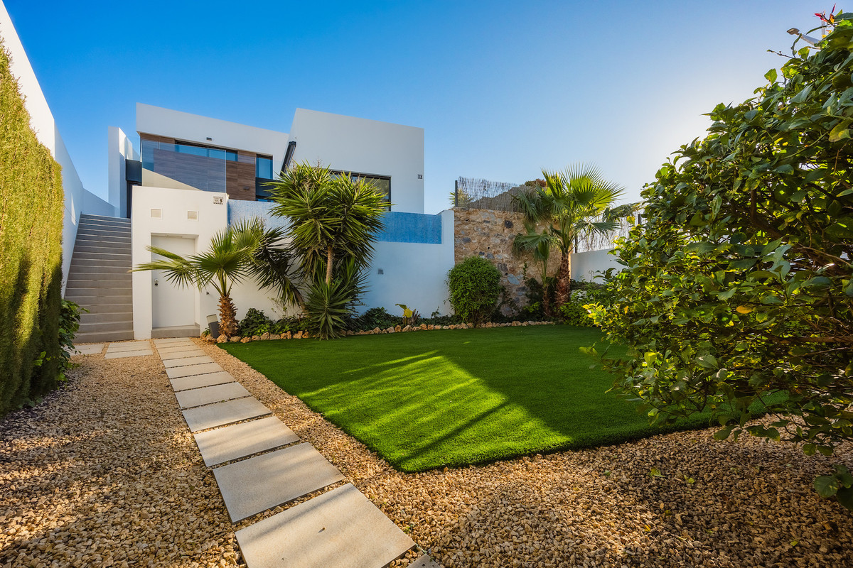 4 Bed Townhouse for sale in La Finca Golf Costa Blanca, Alicante, Spain