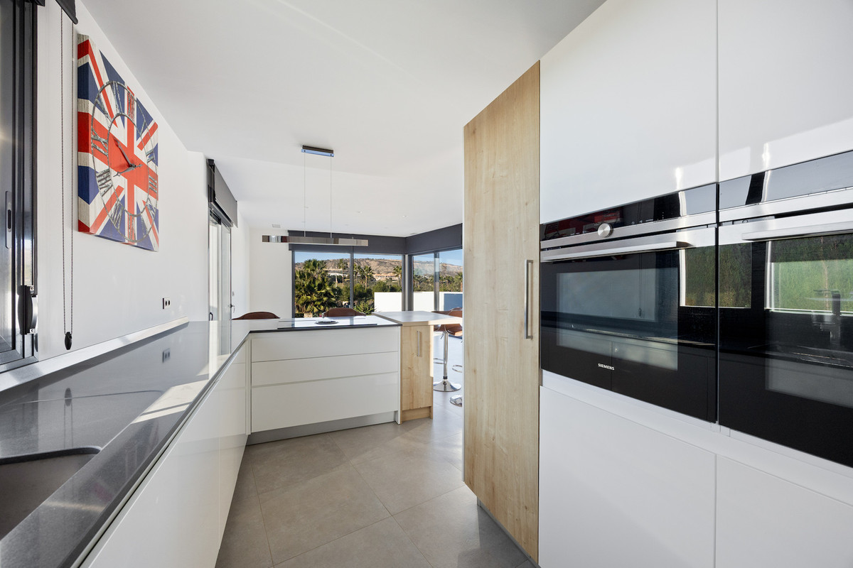 4 Bed Townhouse for sale in La Finca Golf Costa Blanca, Alicante, Spain