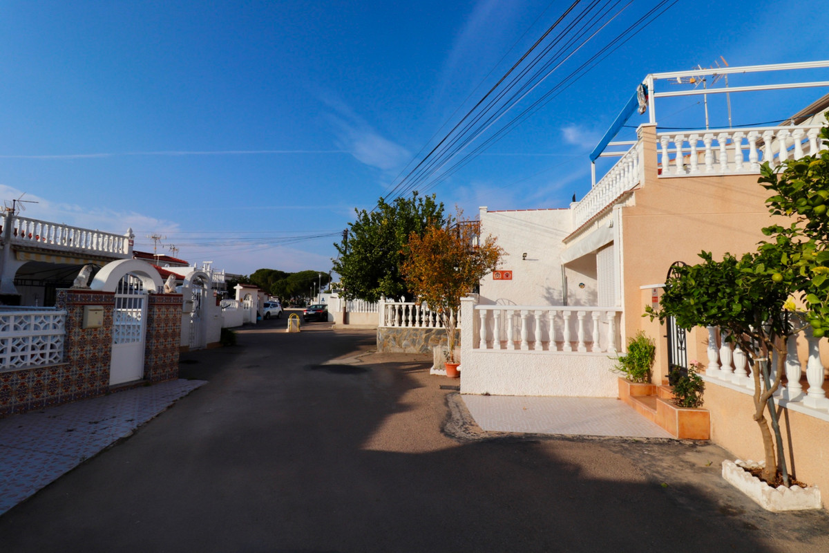 Se vende Adosada de 2 dormitorios en Costa Blanca, Alicante, España