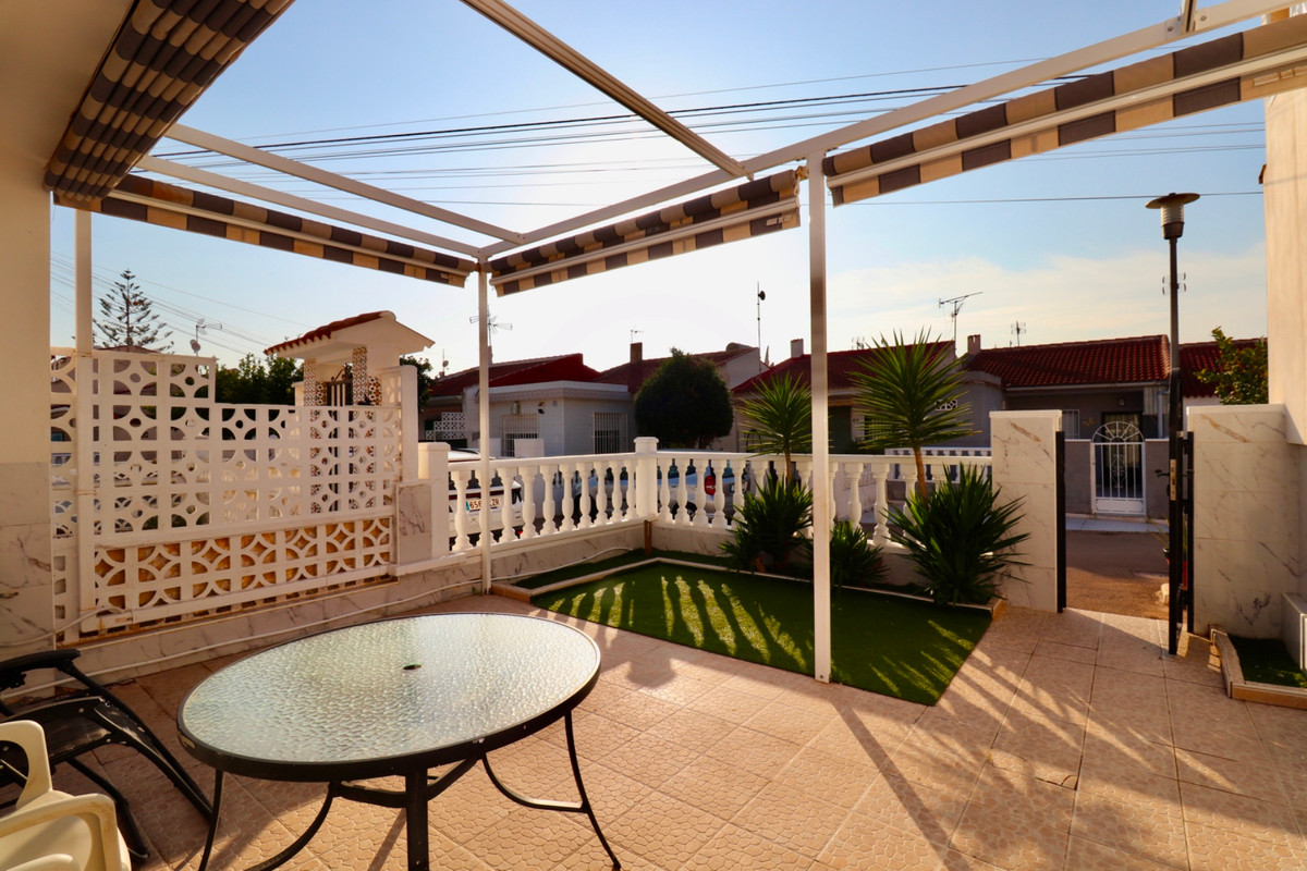 Se vende Adosada de 2 dormitorios en Costa Blanca, Alicante, España