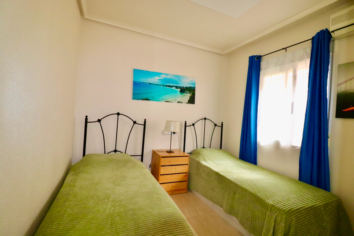 2 Bed Townhouse for sale in Urbanización El Raso Costa Blanca, Alicante, Spain