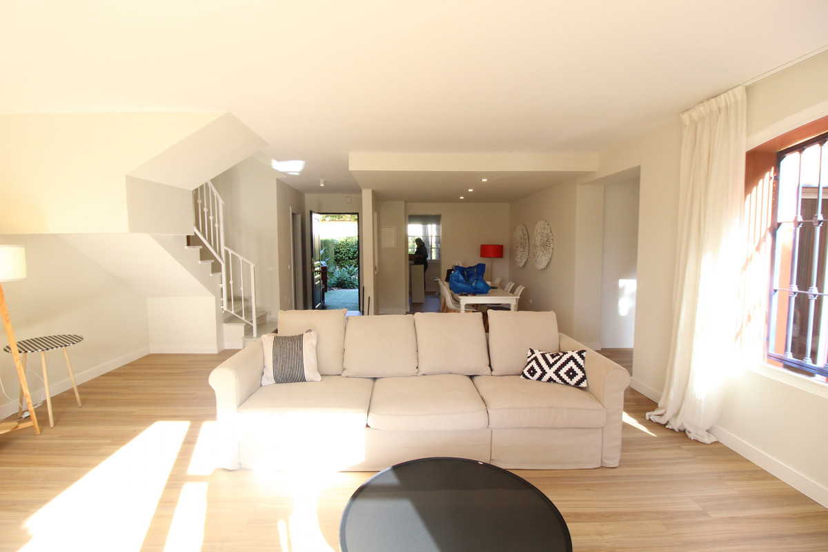 4 Bed Townhouse for sale in Atalaya Costa Del Sol, Málaga, Spain