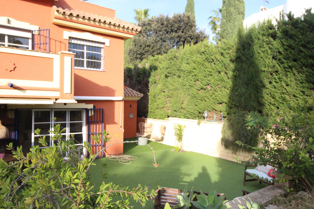4 Bed Townhouse for sale in Atalaya Costa Del Sol, Málaga, Spain