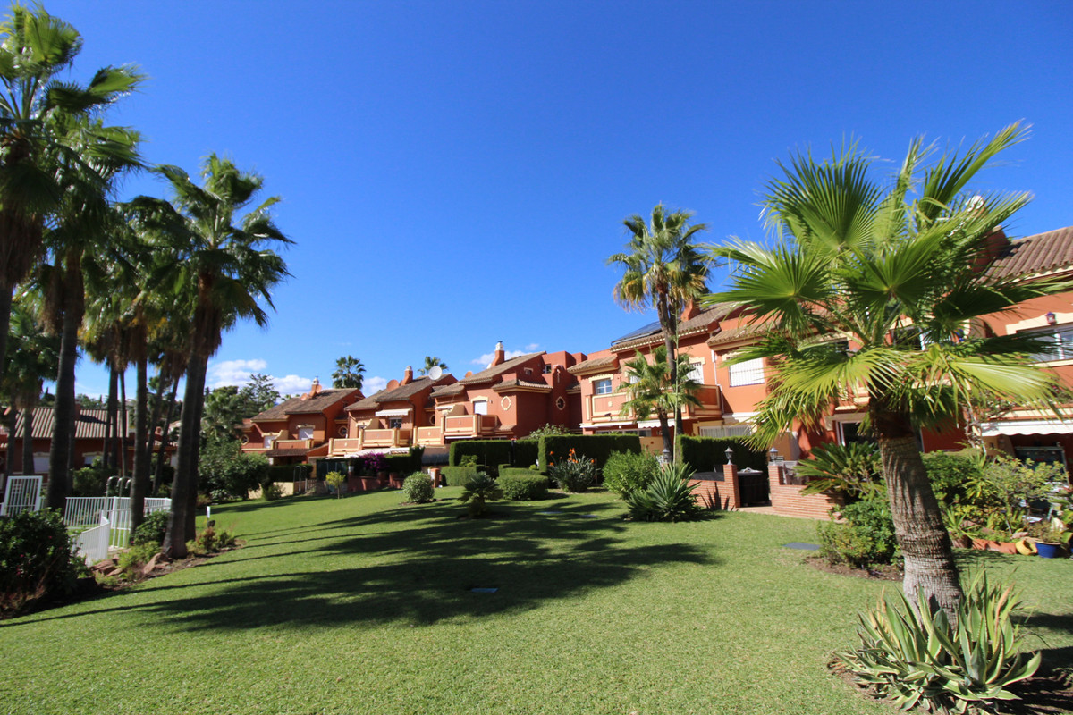 4 Bed Townhouse for sale in Atalaya Costa Del Sol, Málaga, Spain