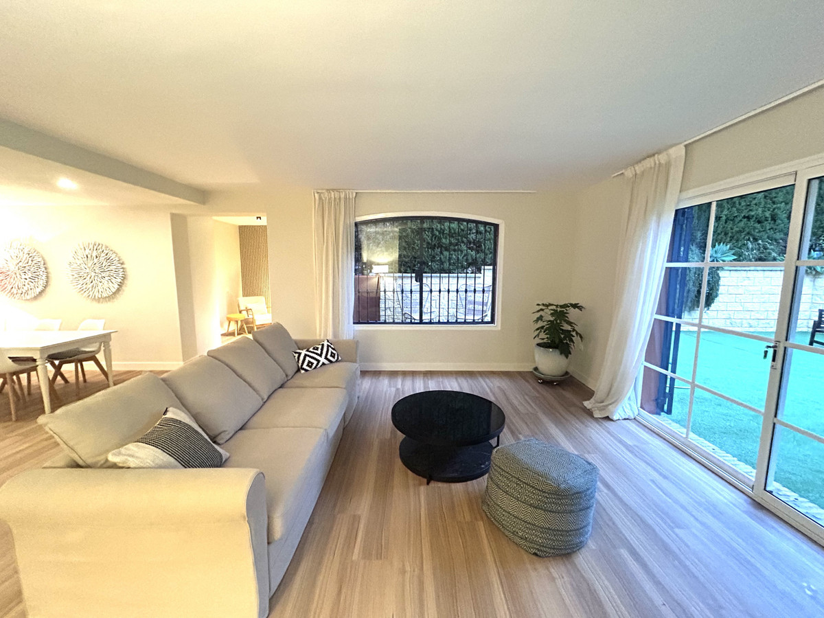 4 Bed Townhouse for sale in Atalaya Costa Del Sol, Málaga, Spain