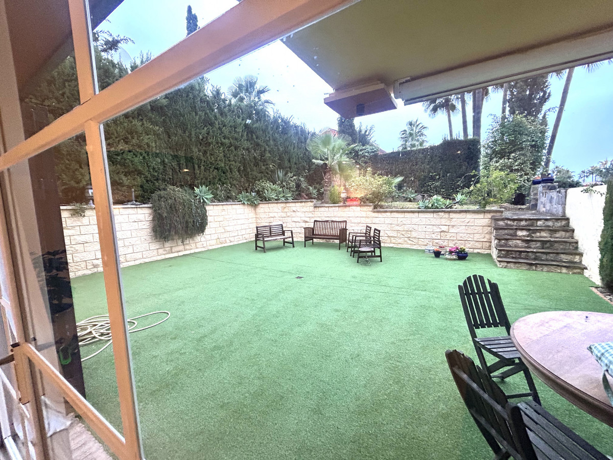 4 Bed Townhouse for sale in Atalaya Costa Del Sol, Málaga, Spain