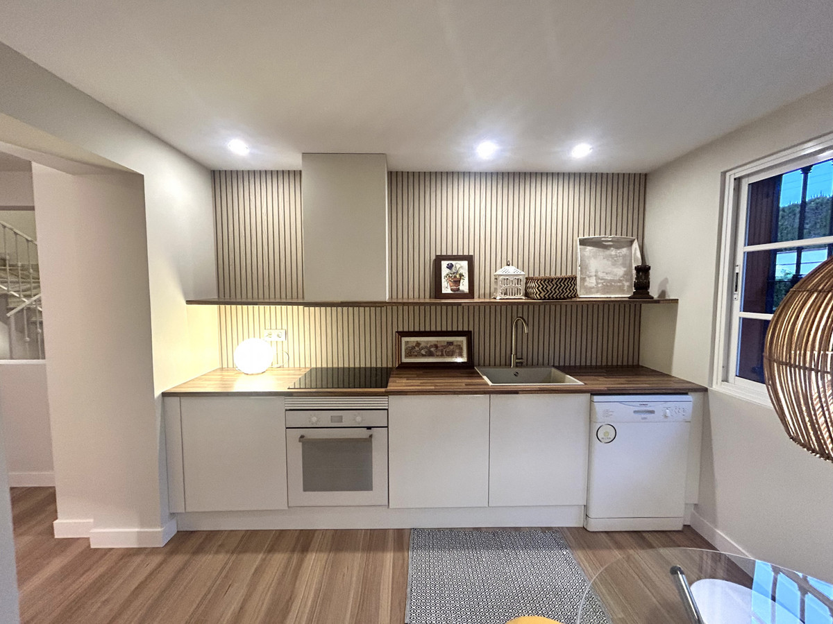 4 Bed Townhouse for sale in Atalaya Costa Del Sol, Málaga, Spain