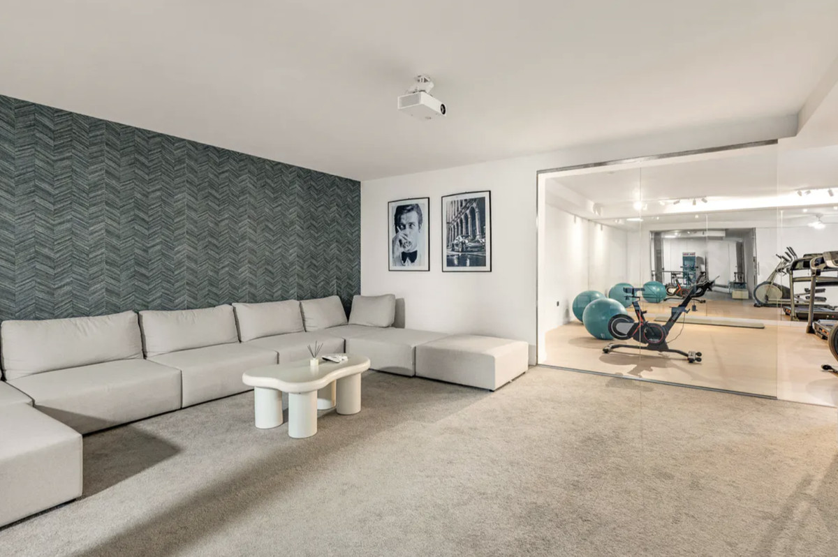 4 Bed Townhouse for sale in Cabopino Costa Del Sol, Málaga, Spain
