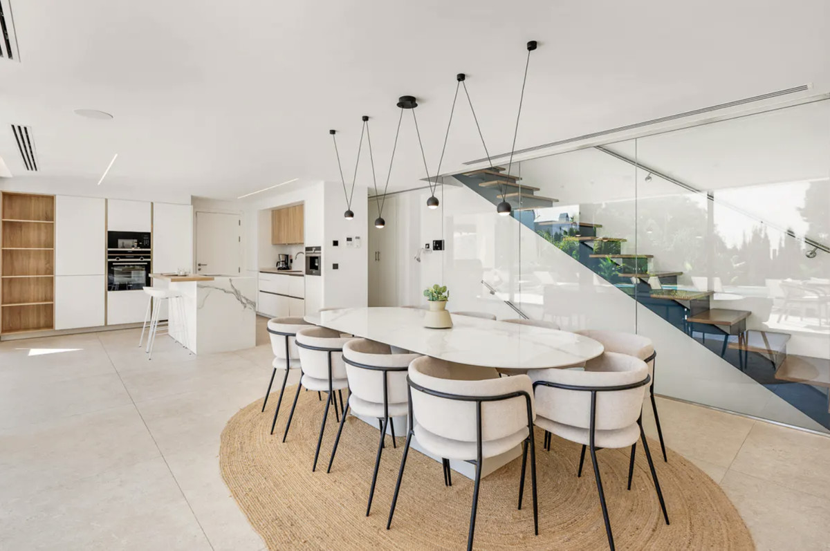 4 Bed Townhouse for sale in Cabopino Costa Del Sol, Málaga, Spain