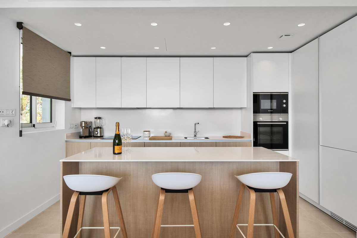 2 Bed Apartment for sale in Ojén Costa Del Sol, Málaga, Spain