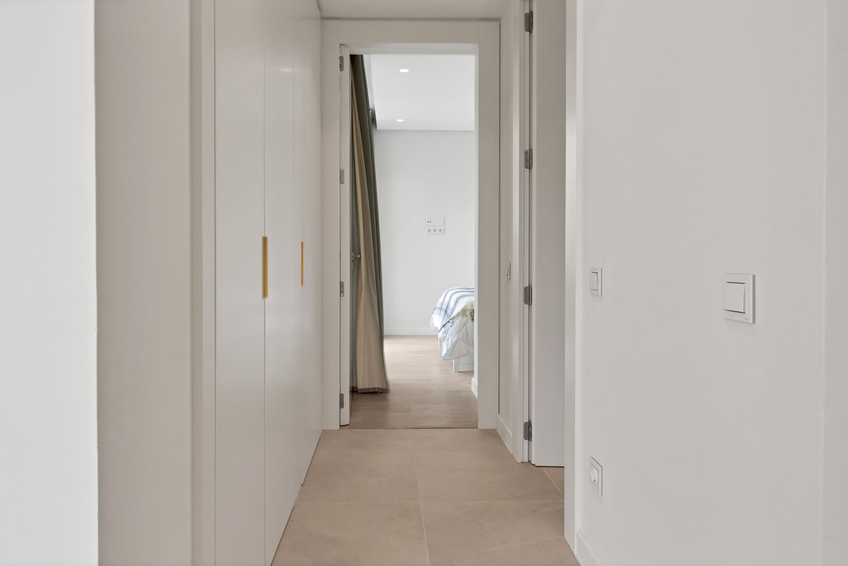 2 Bed Apartment for sale in Ojén Costa Del Sol, Málaga, Spain