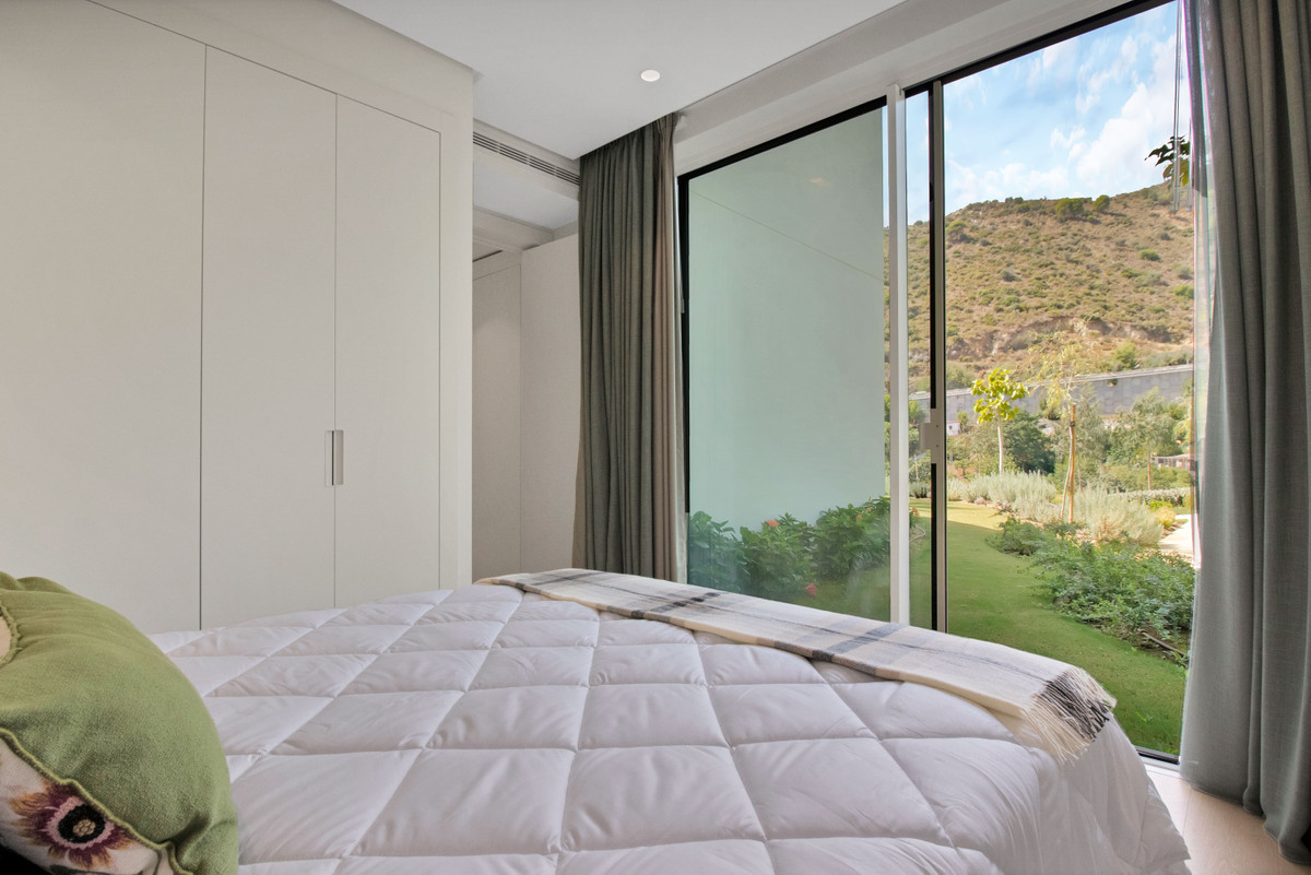 2 Bed Apartment for sale in Ojén Costa Del Sol, Málaga, Spain