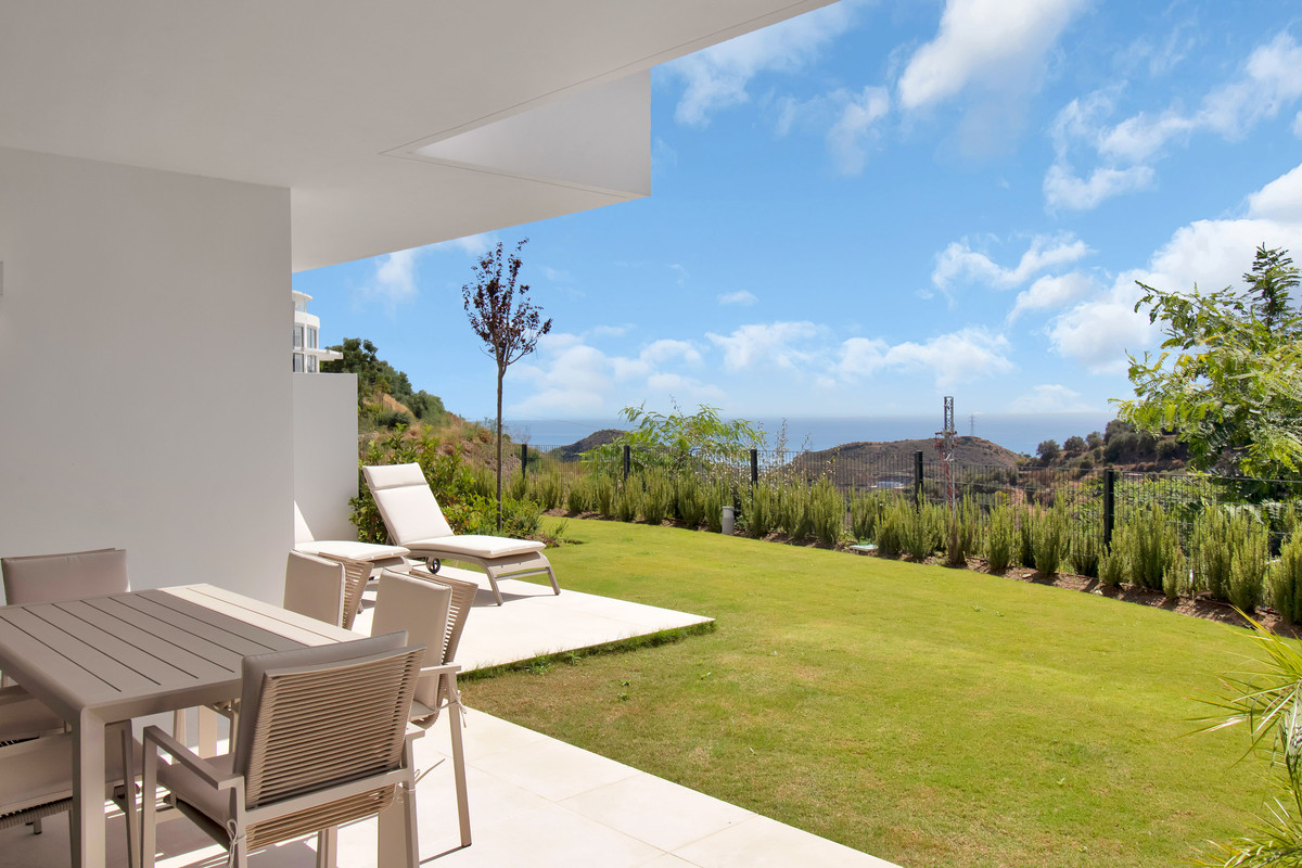2 Bed Apartment for sale in Ojén Costa Del Sol, Málaga, Spain