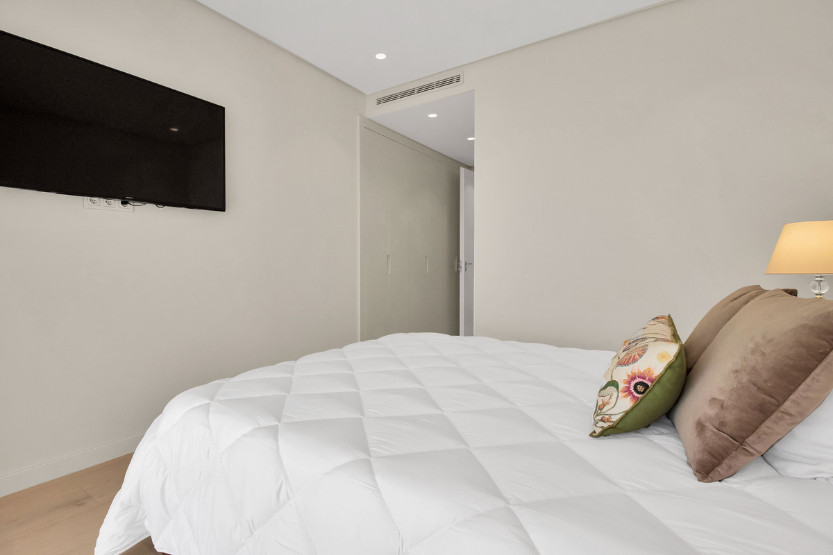 2 Bed Apartment for sale in Ojén Costa Del Sol, Málaga, Spain