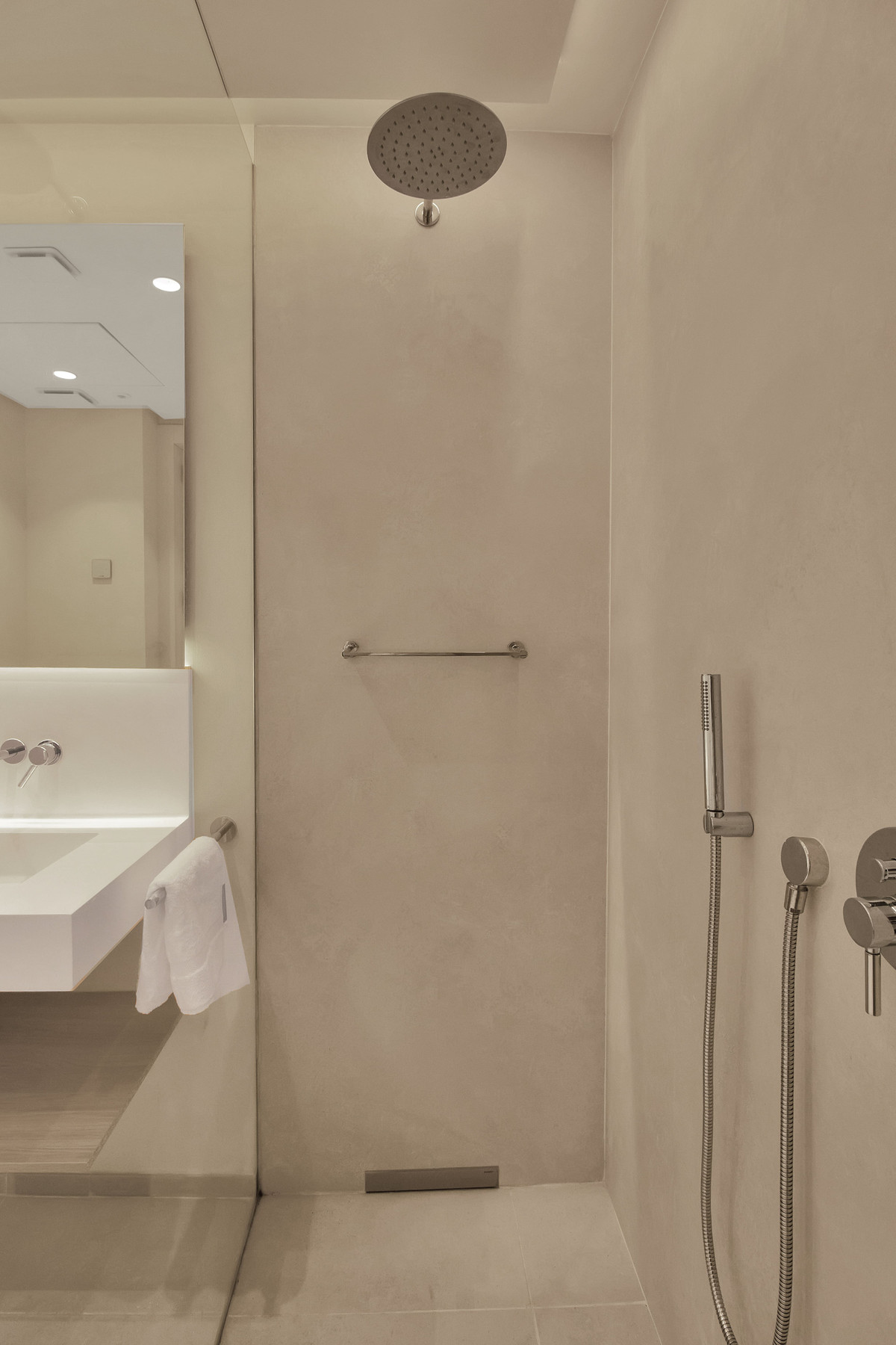 2 Bed Apartment for sale in Ojén Costa Del Sol, Málaga, Spain