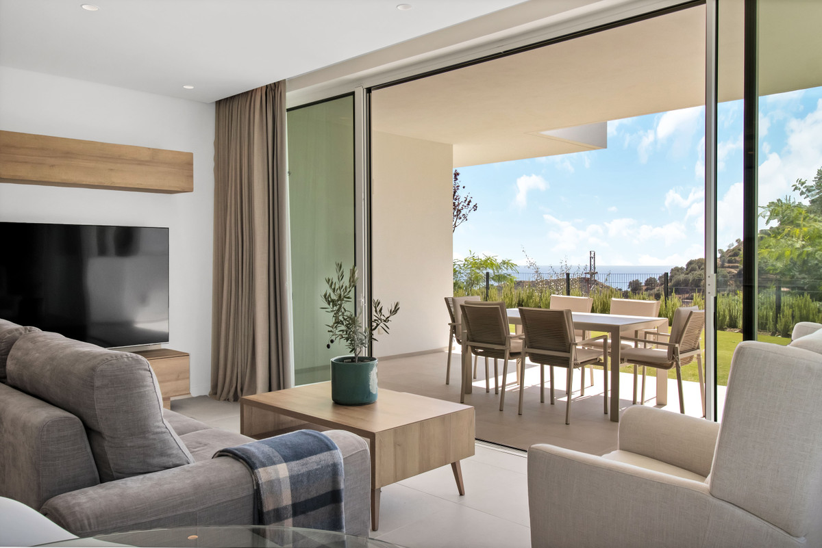 2 Bed Apartment for sale in Ojén Costa Del Sol, Málaga, Spain