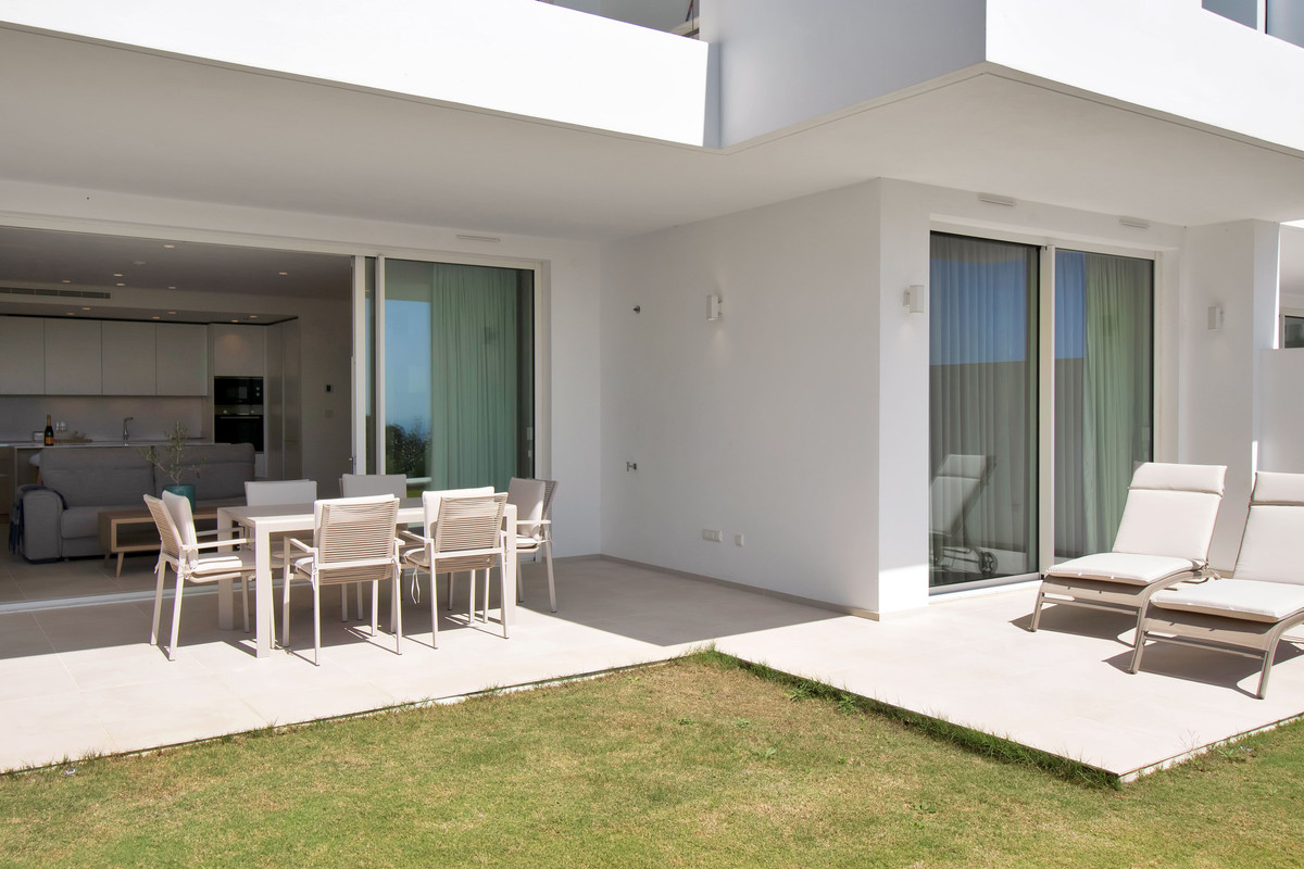 2 Bed Apartment for sale in Ojén Costa Del Sol, Málaga, Spain