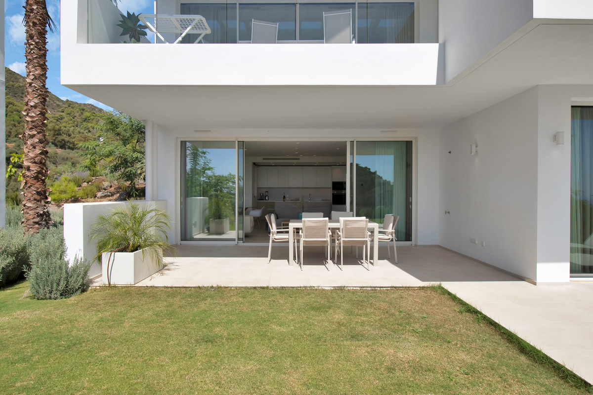 2 Bed Apartment for sale in Ojén Costa Del Sol, Málaga, Spain