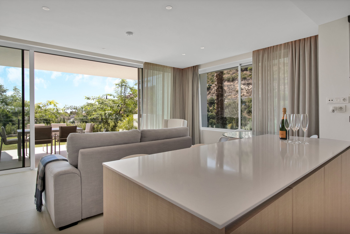 2 Bed Apartment for sale in Ojén Costa Del Sol, Málaga, Spain
