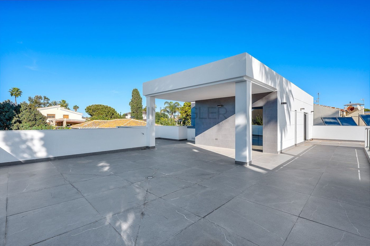 4 Bed Townhouse for sale in Campoamor Costa Blanca, Alicante, Spain