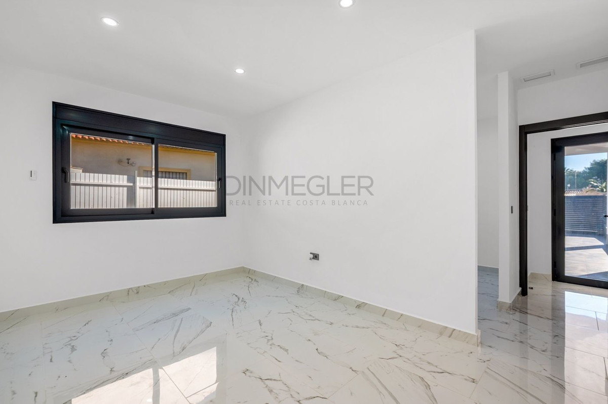 4 Bed Townhouse for sale in Campoamor Costa Blanca, Alicante, Spain