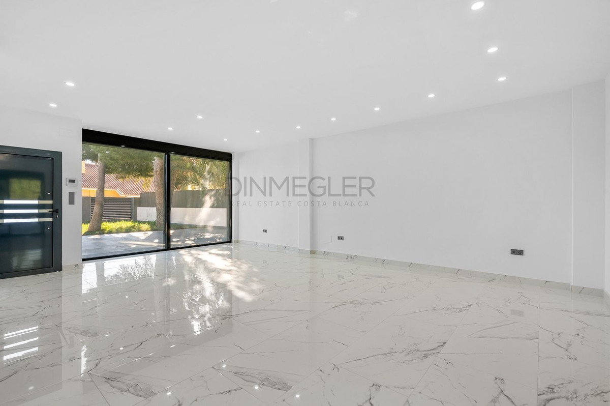 4 Bed Townhouse for sale in Campoamor Costa Blanca, Alicante, Spain