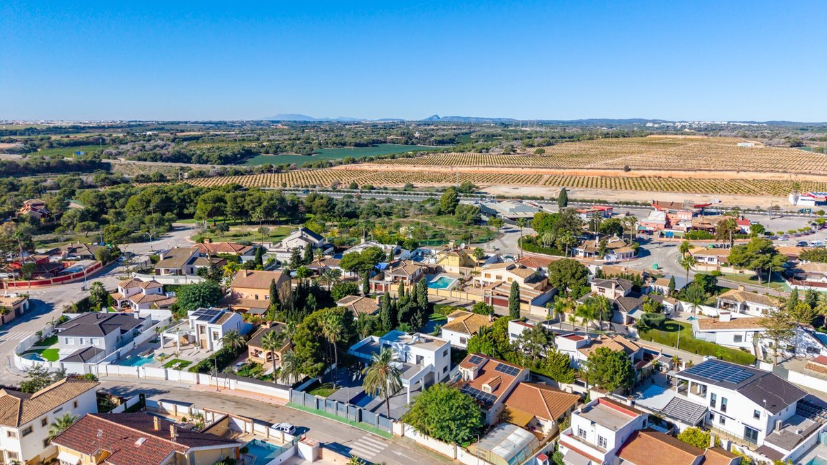 4 Bed Townhouse for sale in Campoamor Costa Blanca, Alicante, Spain