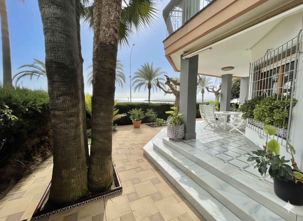 5 Bed Townhouse for sale in Santa Pola Costa Blanca, Alicante, Spain