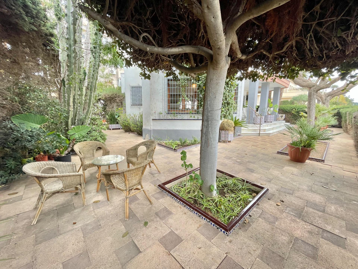 5 Bed Townhouse for sale in Santa Pola Costa Blanca, Alicante, Spain