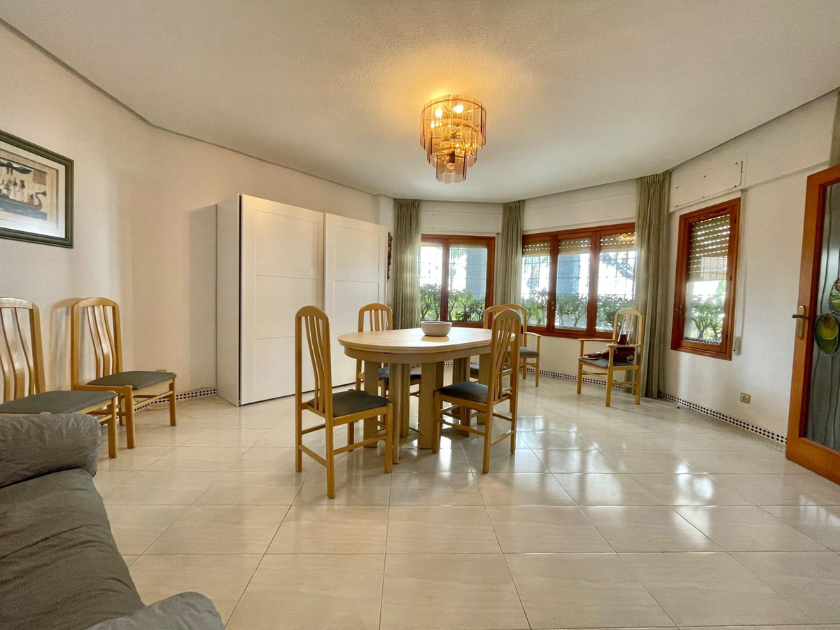 5 Bed Townhouse for sale in Santa Pola Costa Blanca, Alicante, Spain