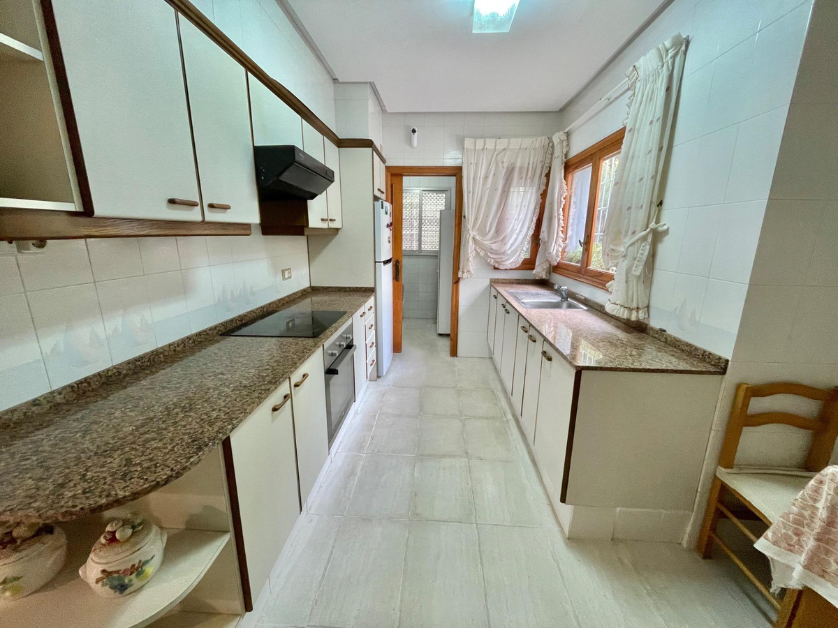 5 Bed Townhouse for sale in Santa Pola Costa Blanca, Alicante, Spain