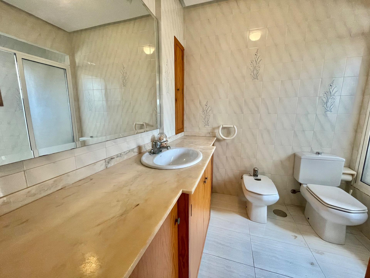 5 Bed Townhouse for sale in Santa Pola Costa Blanca, Alicante, Spain