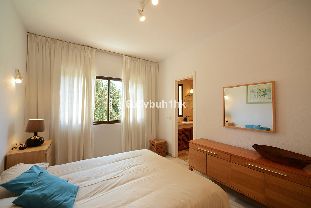 3 Bed Apartment for sale in Nueva Andalucía Costa Del Sol, Málaga, Spain