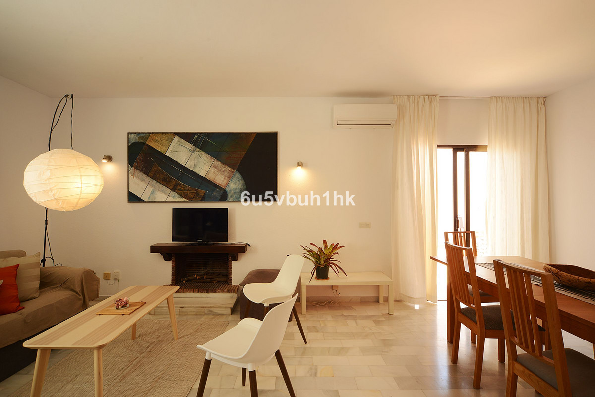 3 Bed Apartment for sale in Nueva Andalucía Costa Del Sol, Málaga, Spain