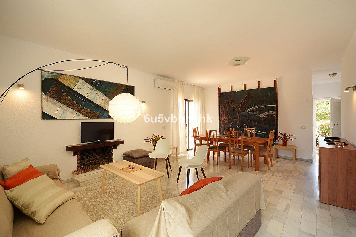 3 Bed Apartment for sale in Nueva Andalucía Costa Del Sol, Málaga, Spain