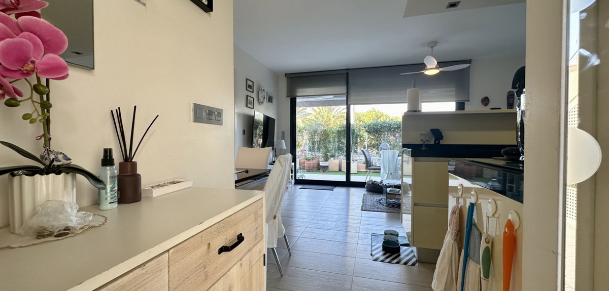 Se vende Apartamento Planta Baja de 3 dormitorios en Costa Blanca, Alicante, España