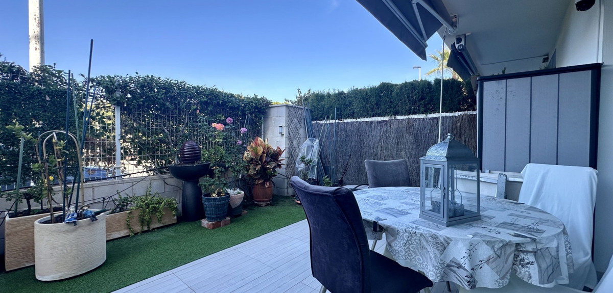 Se vende Apartamento Planta Baja de 3 dormitorios en Costa Blanca, Alicante, España