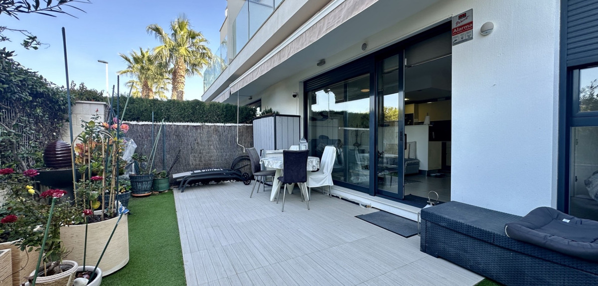 Se vende Apartamento Planta Baja de 3 dormitorios en Costa Blanca, Alicante, España