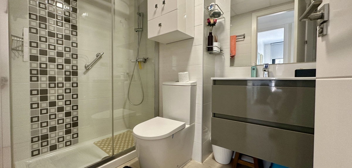 Se vende Apartamento Planta Baja de 3 dormitorios en Costa Blanca, Alicante, España