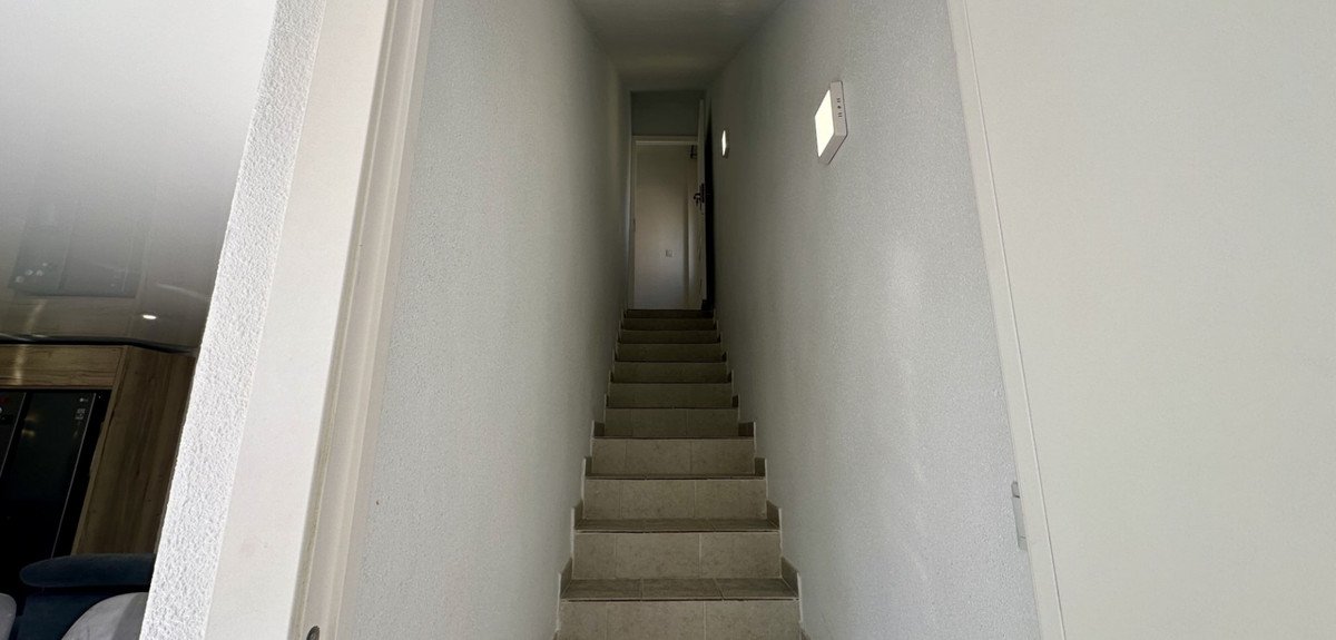 Se vende Villa - Chalet de 3 dormitorios en Costa Blanca, Alicante, España