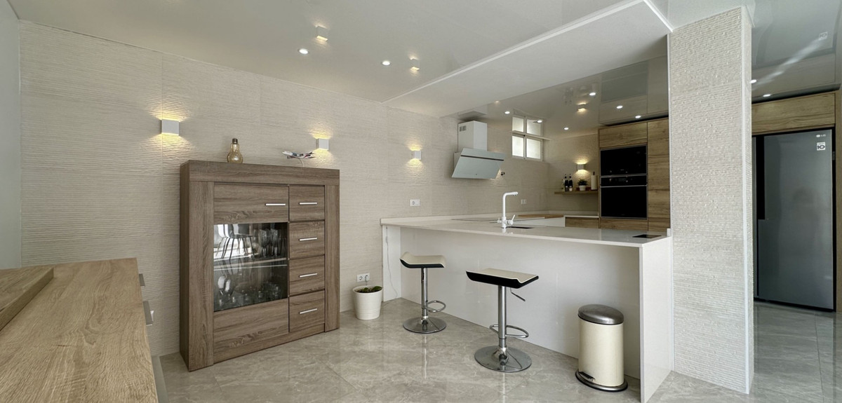 Se vende Villa - Chalet de 3 dormitorios en Costa Blanca, Alicante, España
