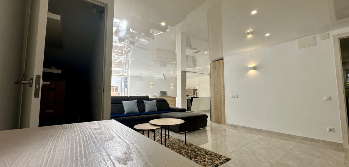 Se vende Villa - Chalet de 3 dormitorios en Costa Blanca, Alicante, España